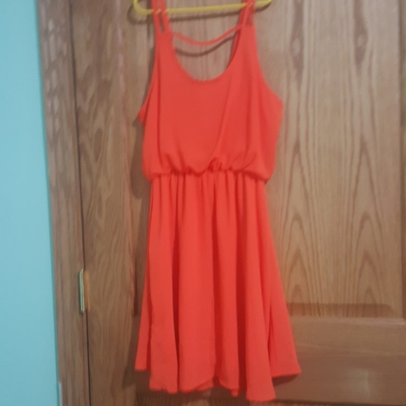 Dress - Picture 2 of 2